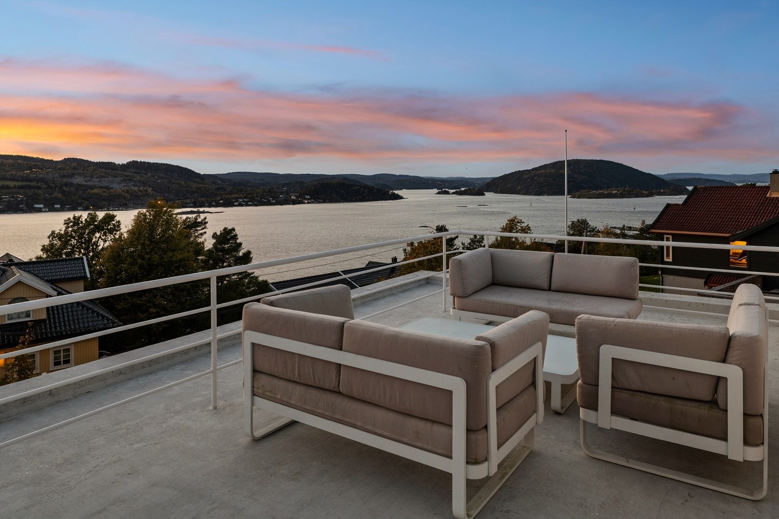 Kveldsstemning. Galleribilde