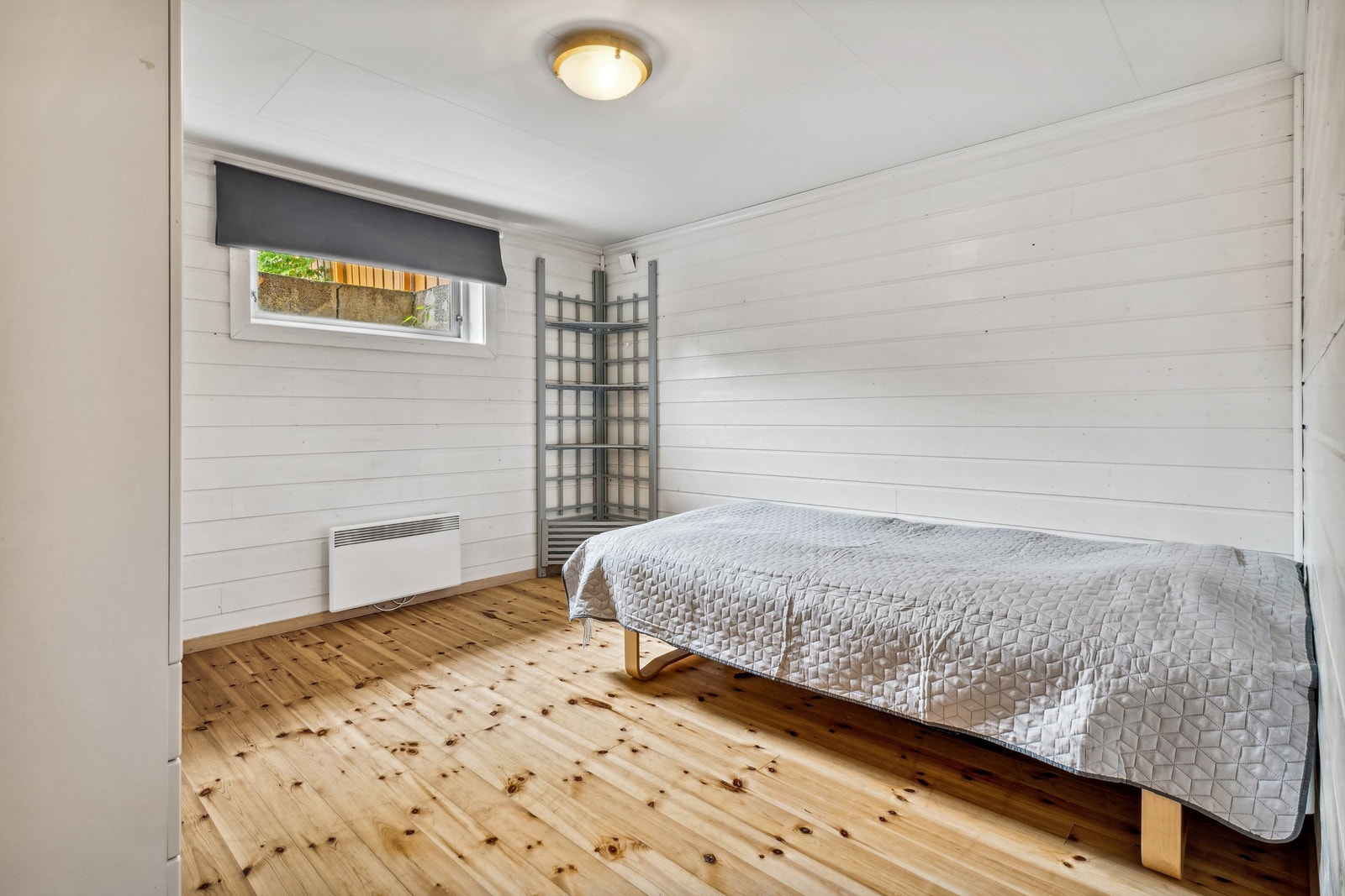 Innredet soverom i kjeller. Rommet er ikke godkjent til varig opphold. Galleribilde