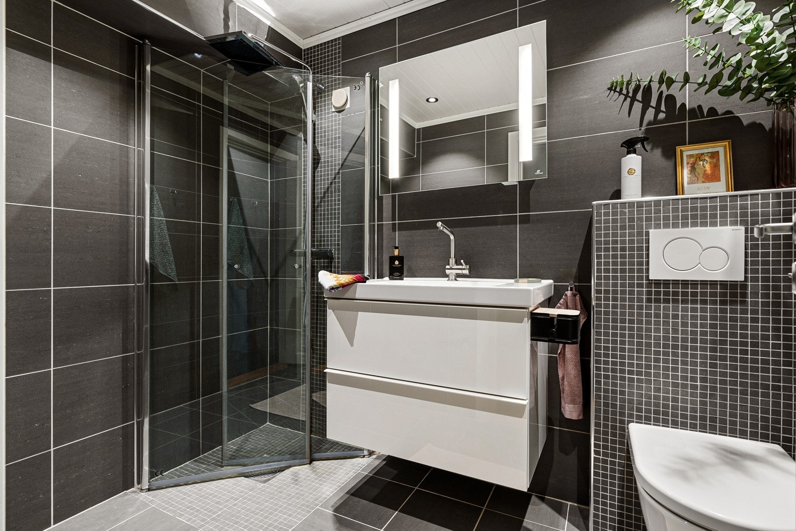 Badet er fra 2013 og er utført av håndverkere Galleribilde