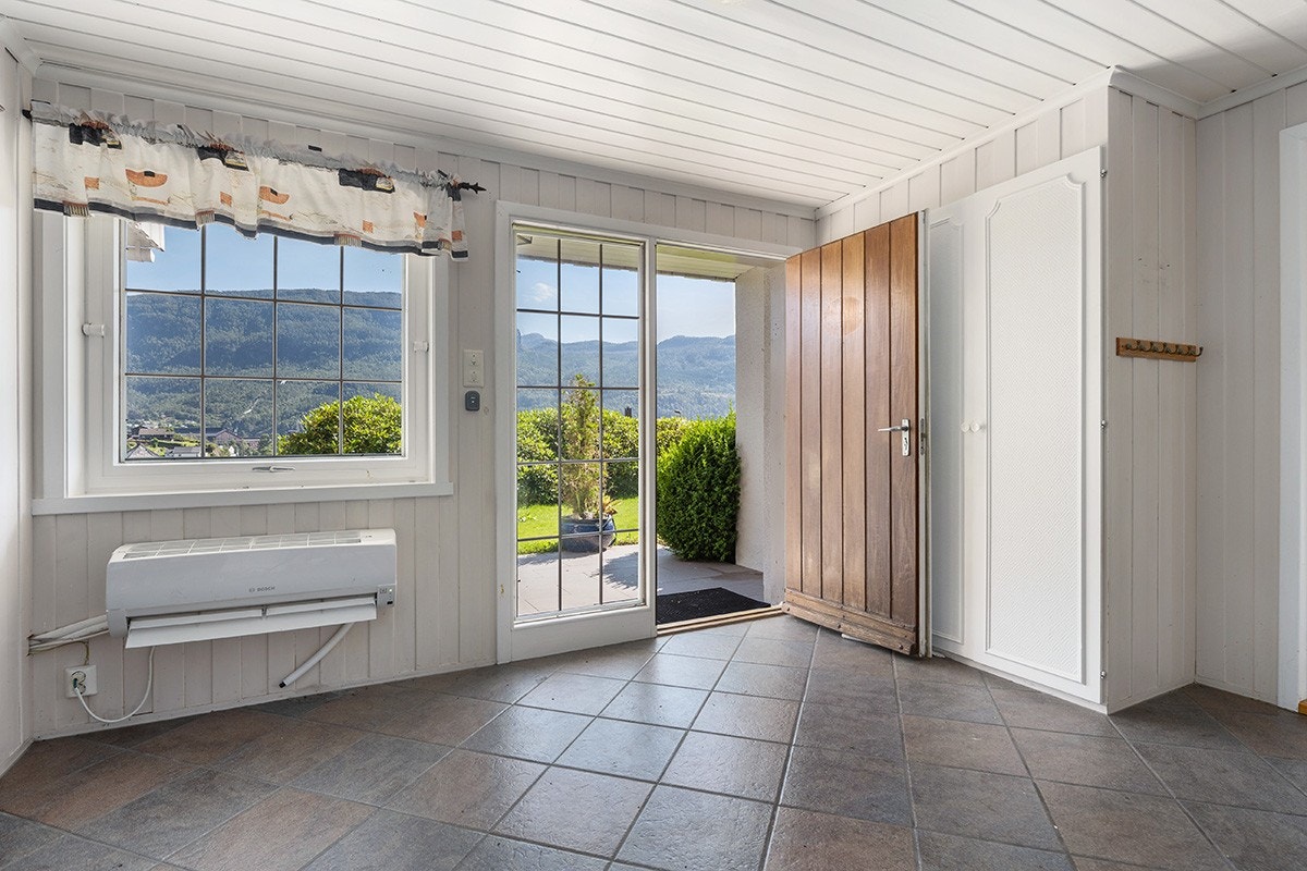 Gang 1. etasje. Galleribilde