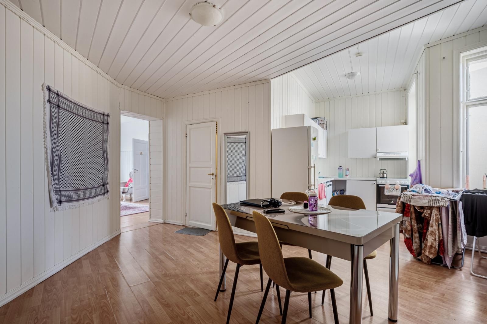 Kjøkken og spiseplass Galleribilde