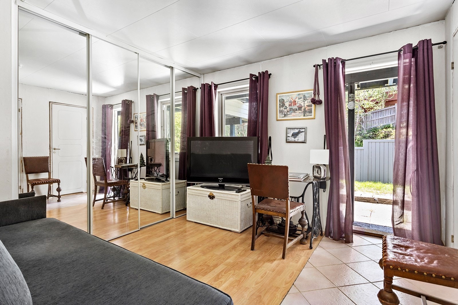 Med utgang til hage Galleribilde