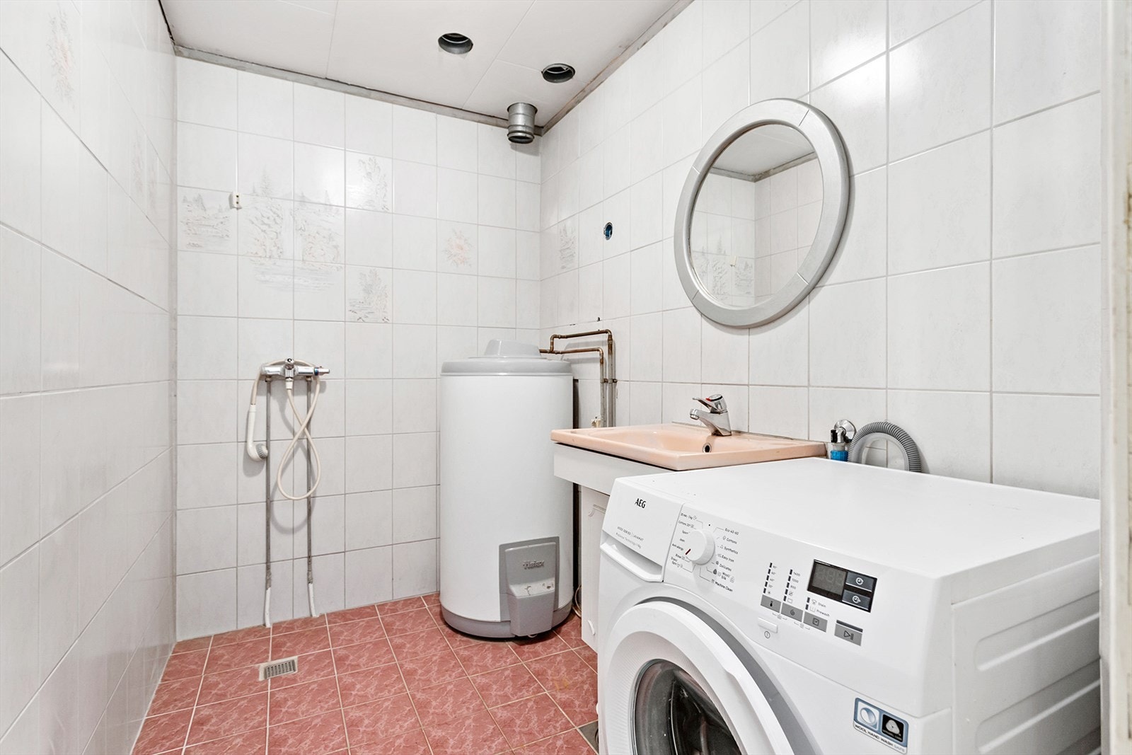 Vaskerom Galleribilde