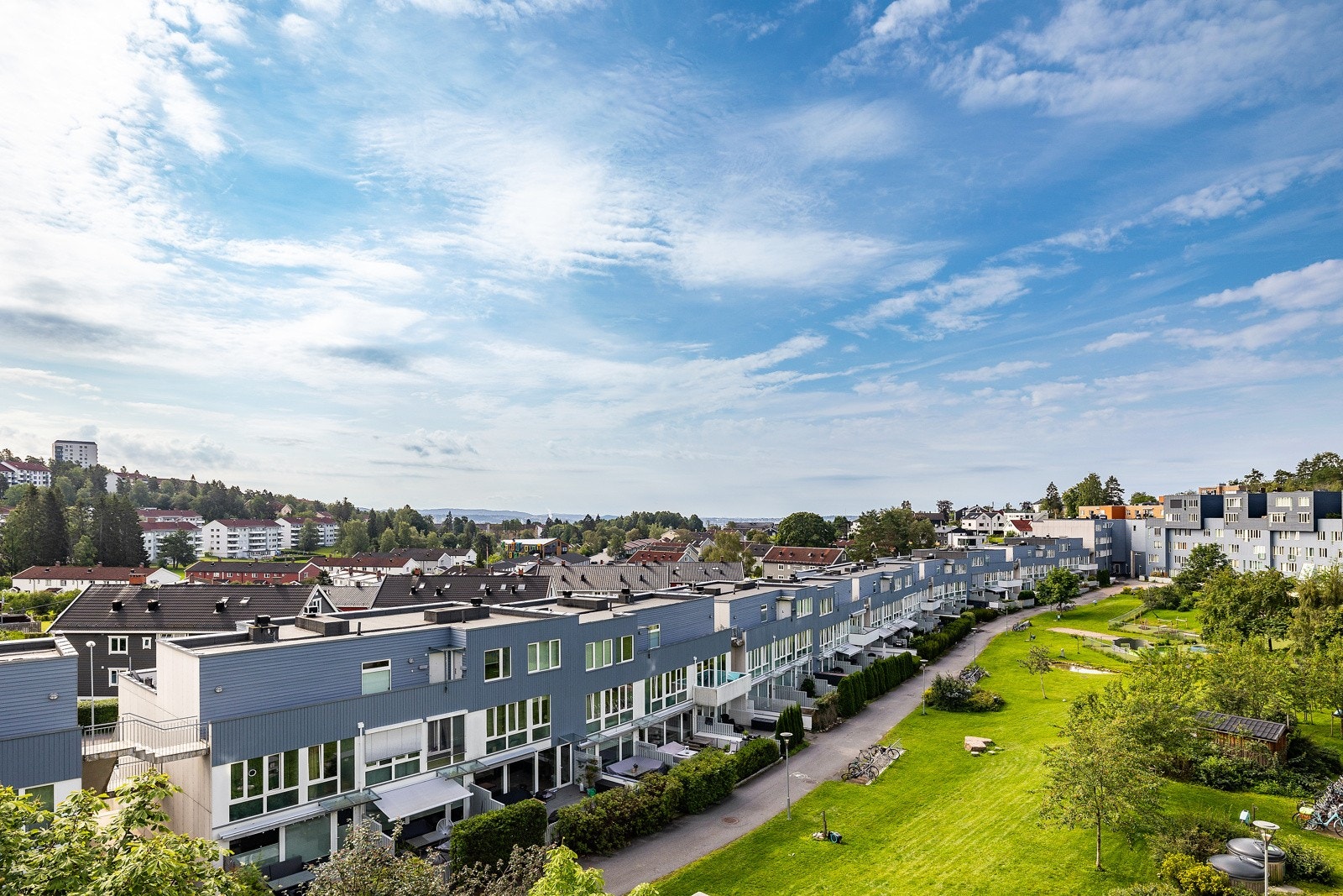 Utsikt mot bilfrie fellesarealer og mot nærområdet/Oslo Galleribilde