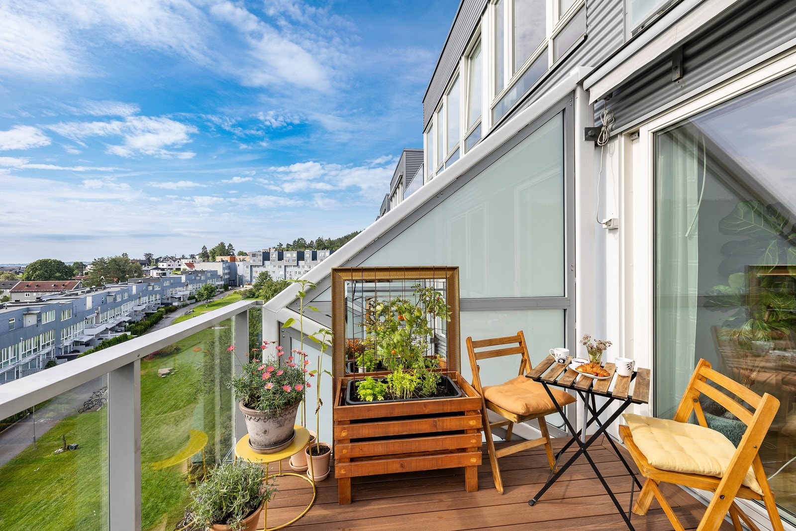 God plass til sittegruppe, grill etc. Galleribilde