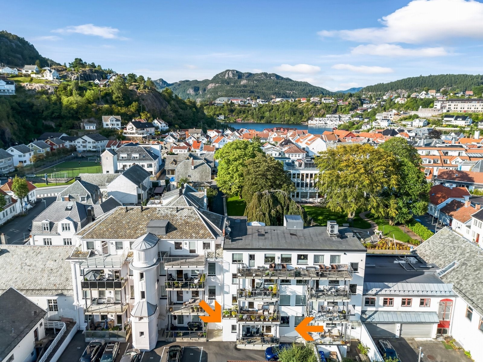 Velkommen til Parkgaten 6! En nyere leilighet med god standard midt i kjernen av Flekkefjord sentrum! Galleribilde