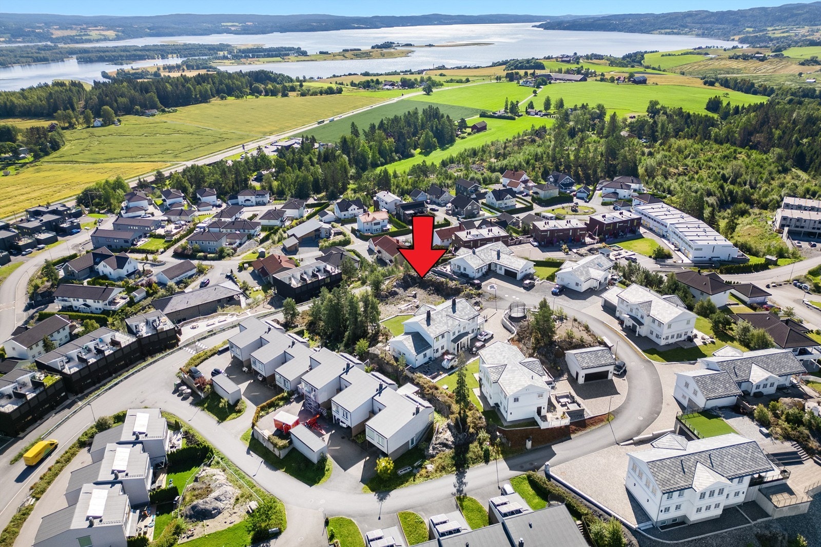 Her har du muligheten til å oppfylle din boligdrøm i et populært og barnevennlig boligområde Galleribilde