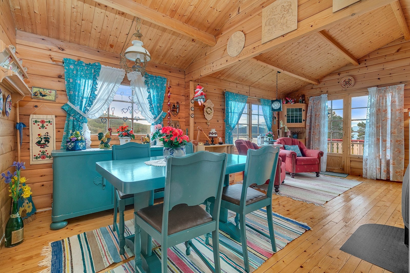 God plass til spisestue. Galleribilde