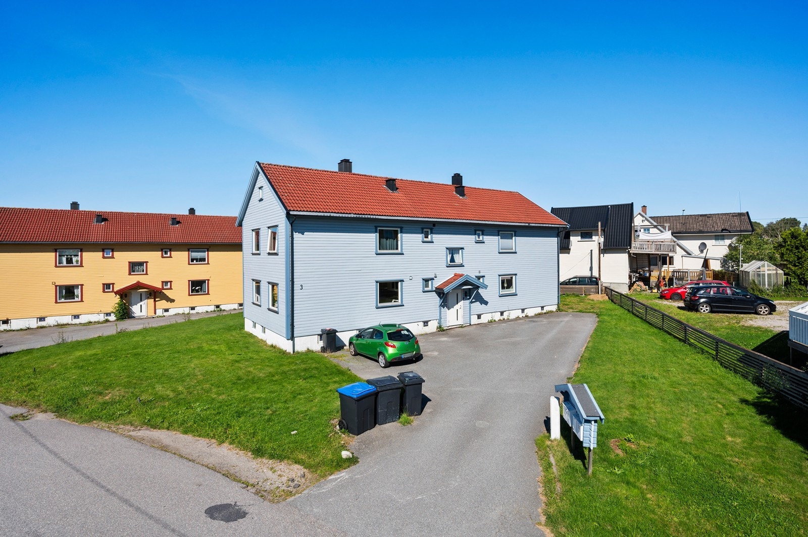 Leiligheten ligger i Glomma Borettslag i et etablert boligområde på Nordberg/Bede Galleribilde