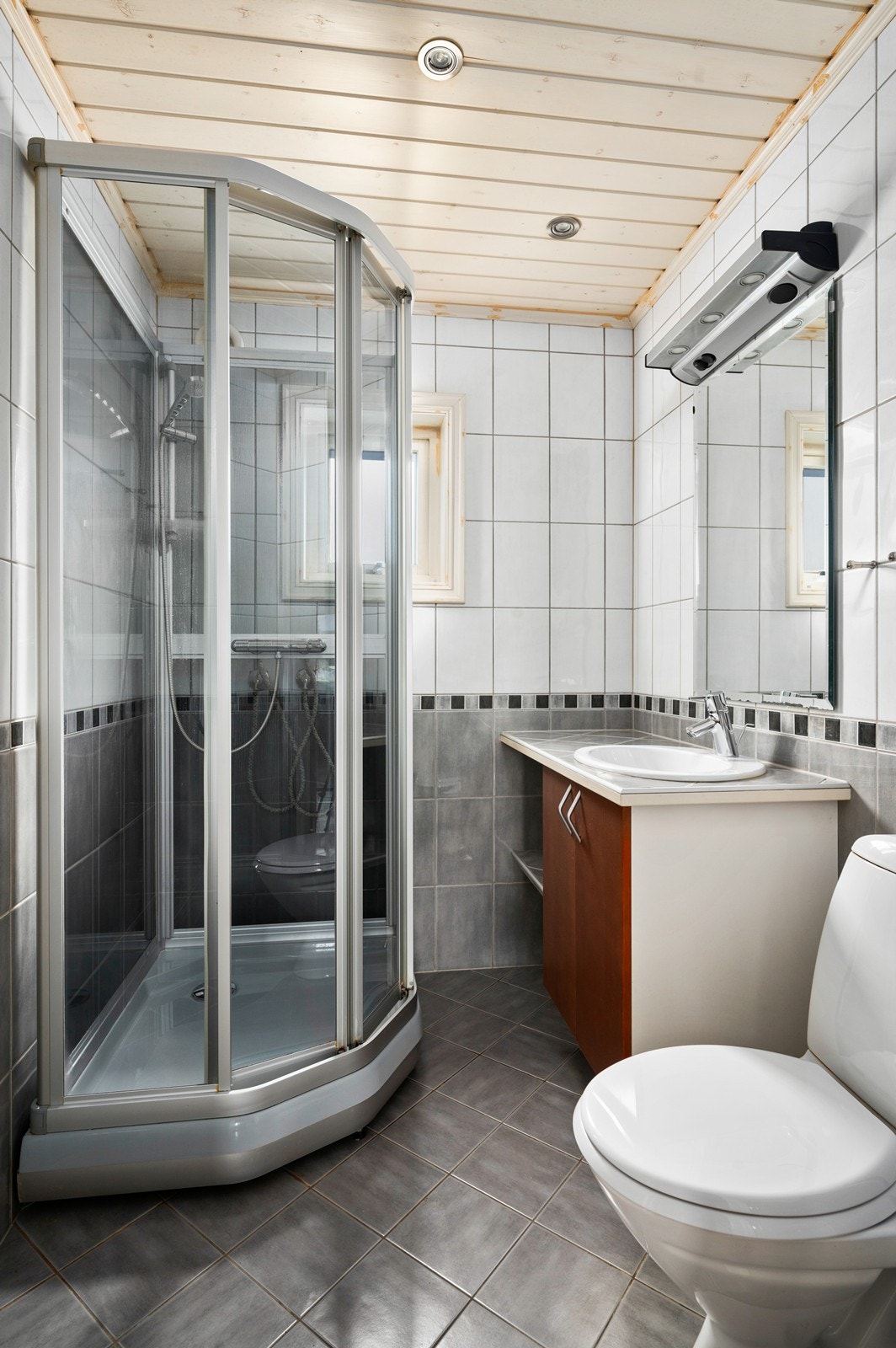 Badet ble oppgradert for ca. 20 år siden på egeninnsats Galleribilde