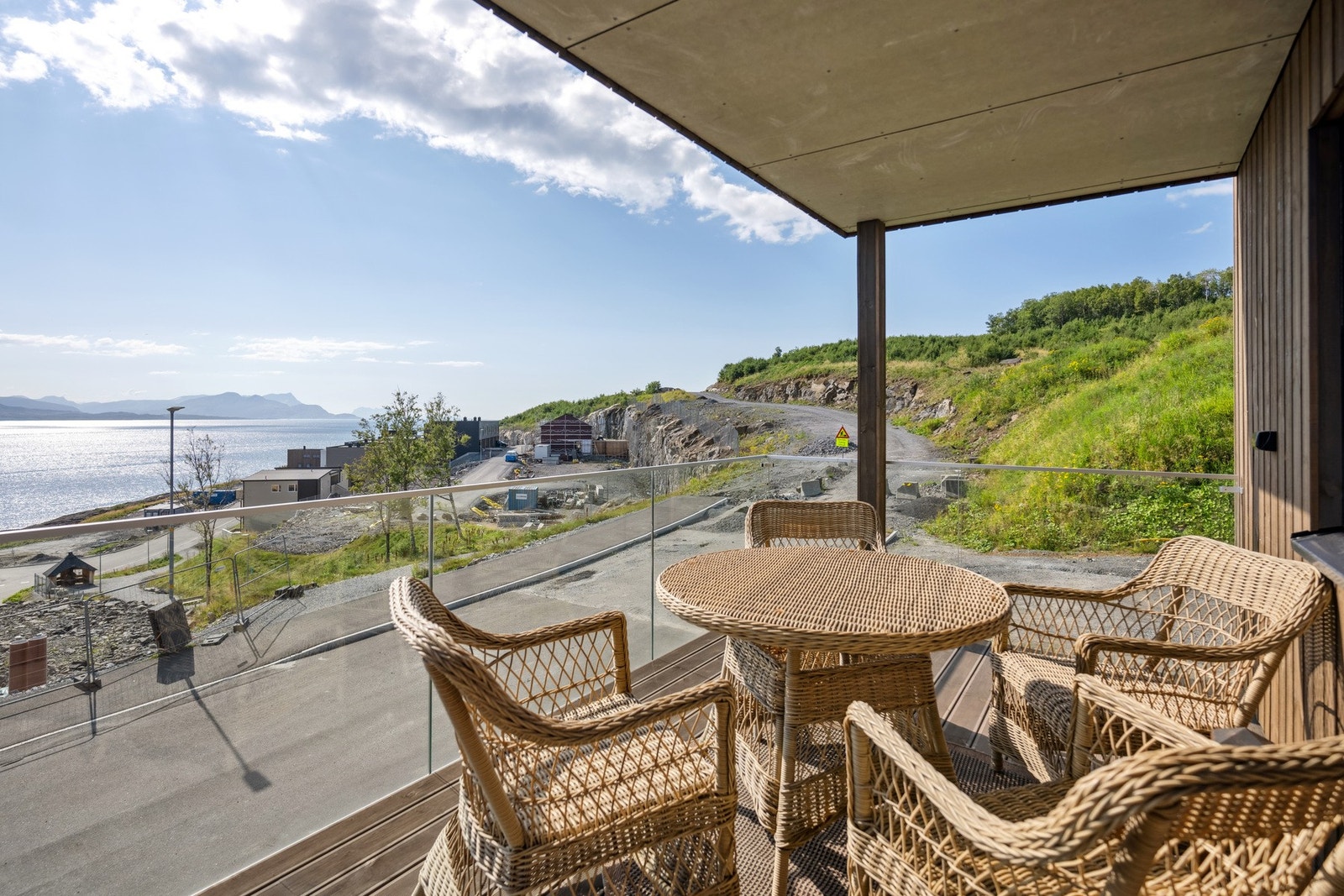 Overbygd balkong fra soverom III Galleribilde