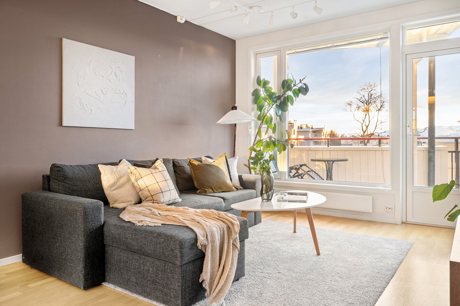 Velkommen til Edderdunvegen 67 - Presentert av Anders Karlstrøm Galleribilde