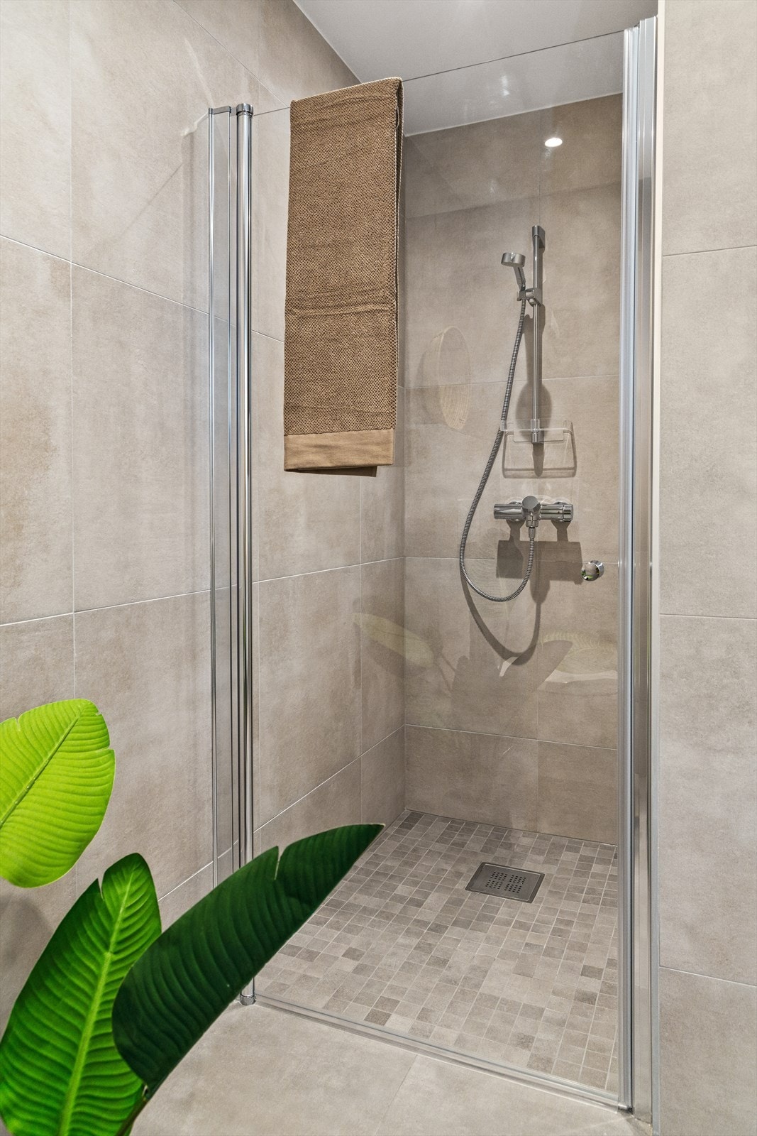 Dusjnisje på baderom. Galleribilde