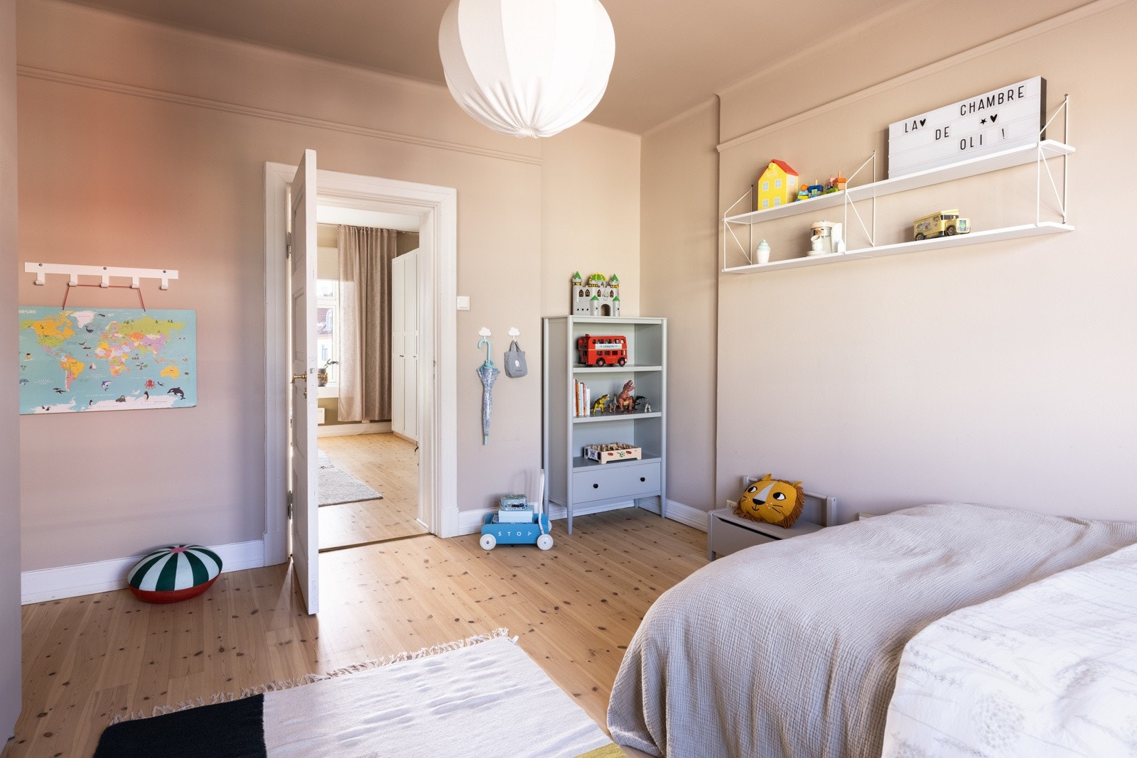 Soverom 2 benyttes som barnerom. Galleribilde