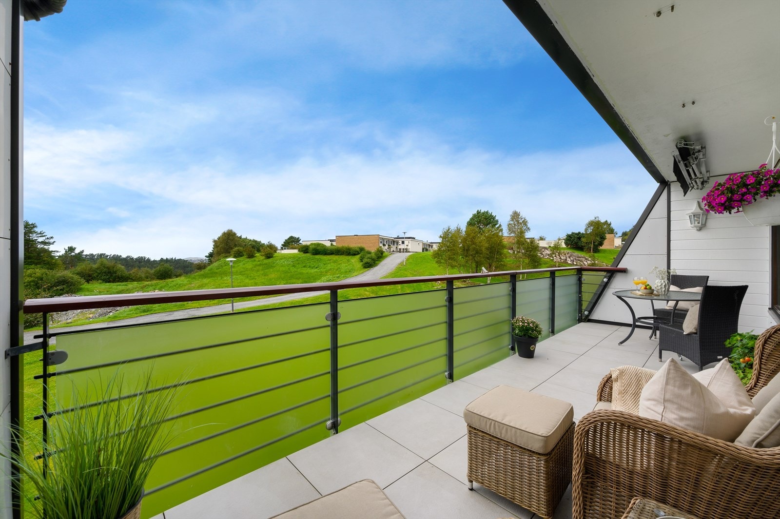 - Privat balkong på 15,7m² - Galleribilde