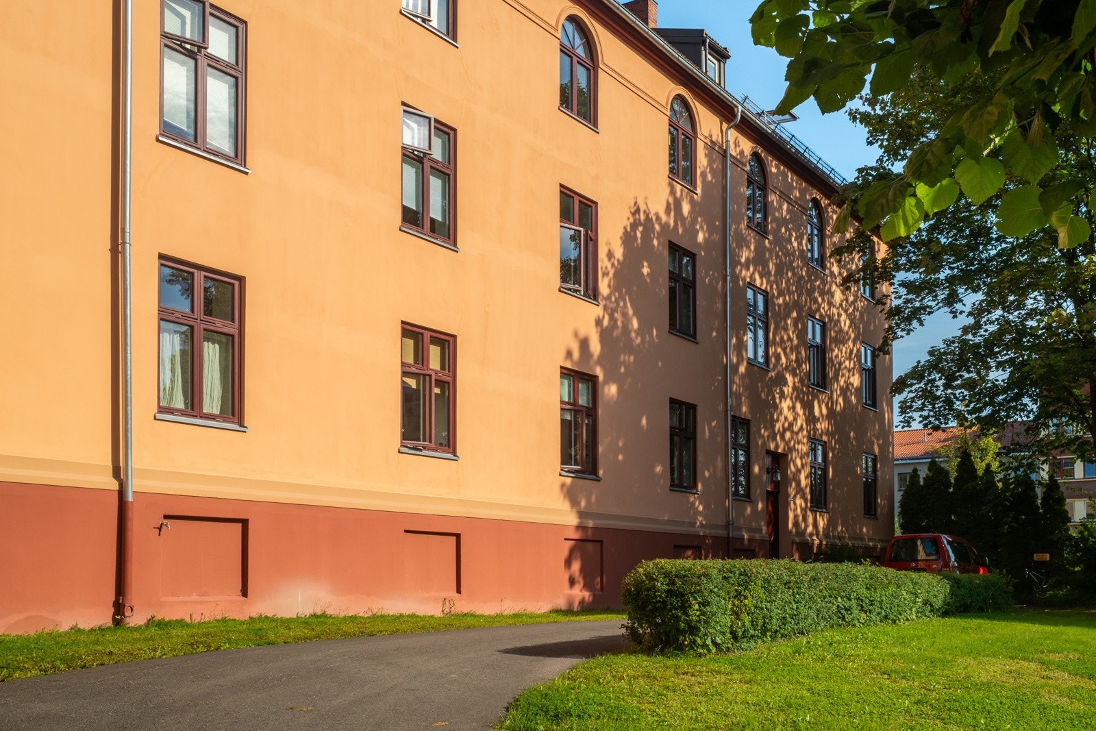 Det er adkomst til inngangspartiet fra Stockfleths Gate. Galleribilde