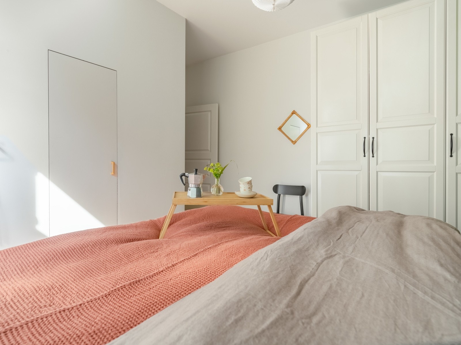 I tillegg er det mer plass i kottet som går under trappen. Delvis walk-in, walk-under der altså. Galleribilde