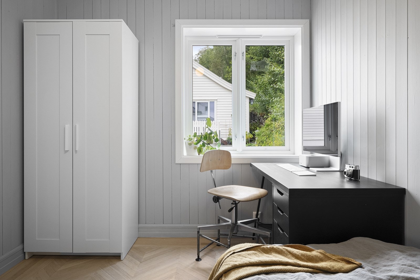 Et perfekt barnerom, gjesterom eller kontor! Galleribilde