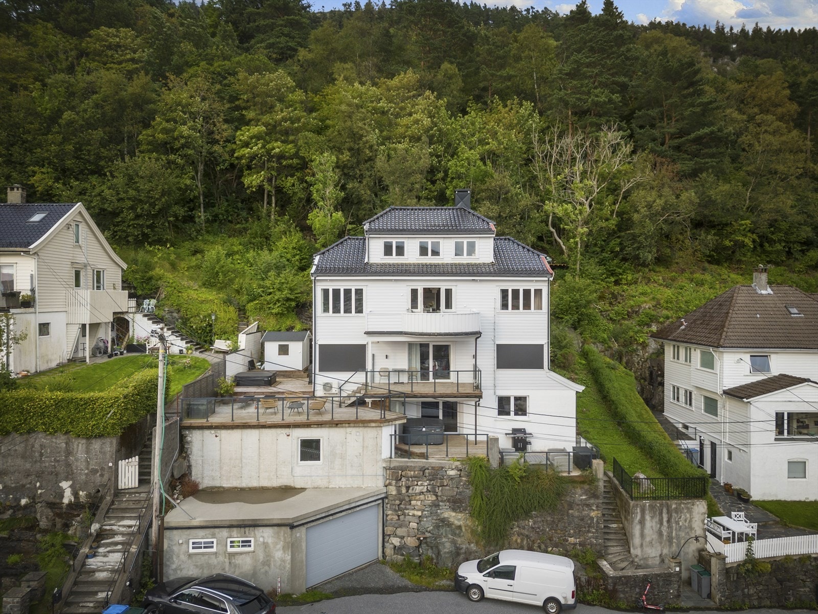 Leiligheten disponerer garasje. Galleribilde