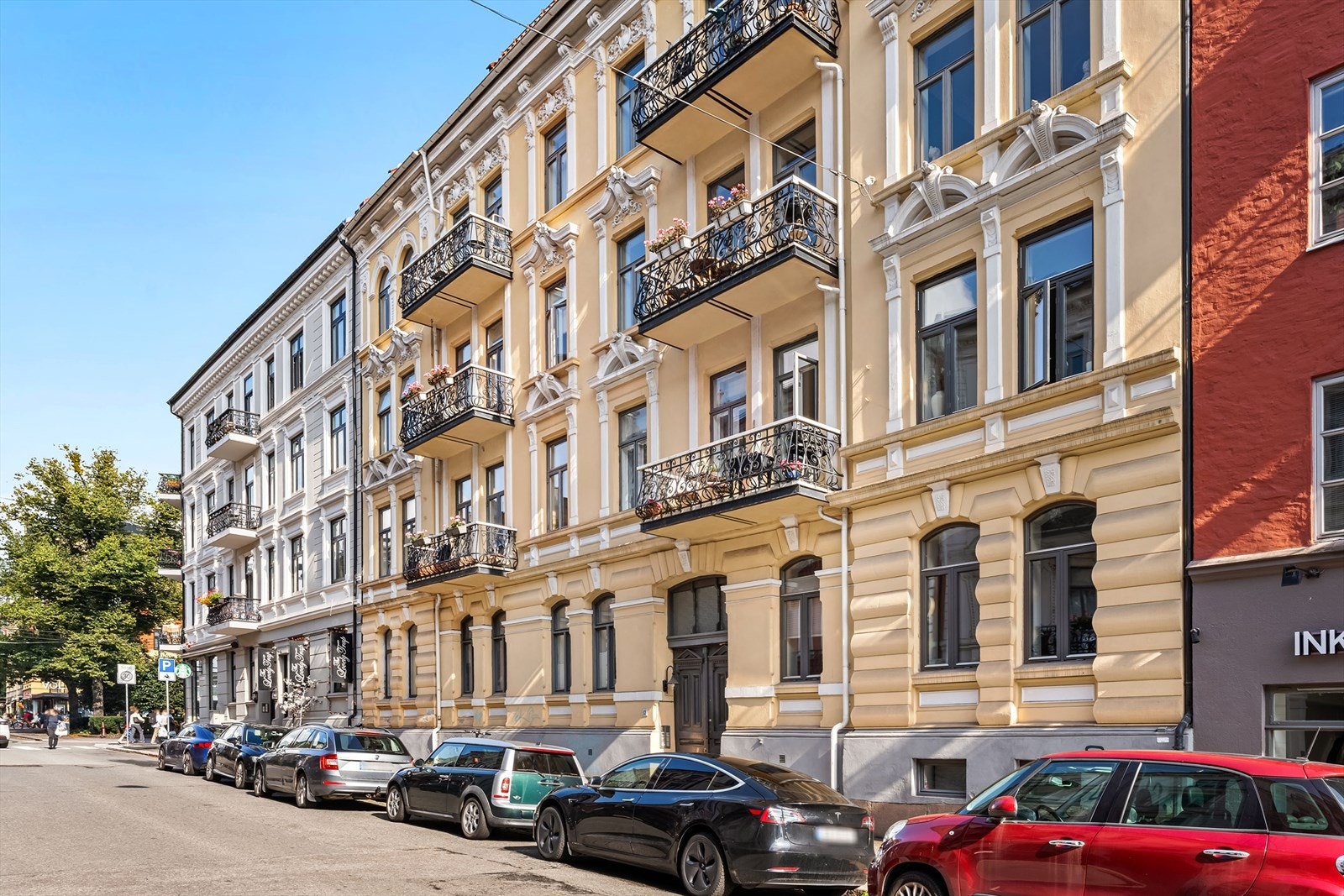 Flott klassisk bygg i Jacob Aalls gate, en av de fineste gatene i området. Galleribilde