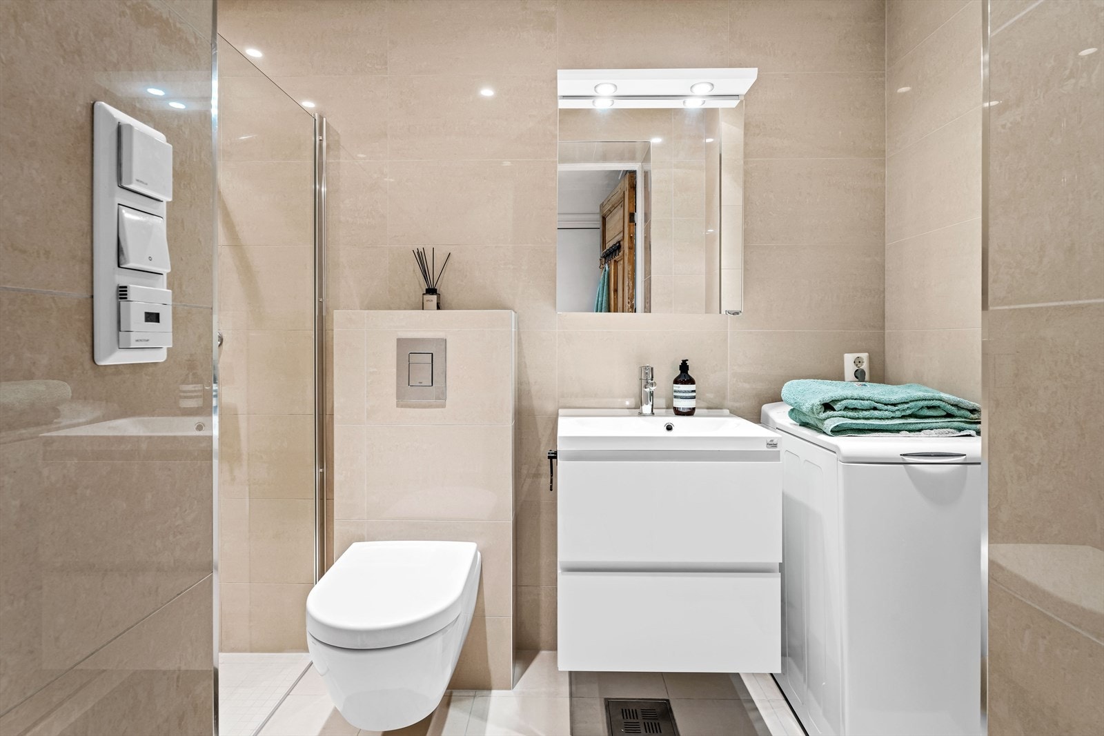 Delikat flislagt bad fra 2013. Galleribilde