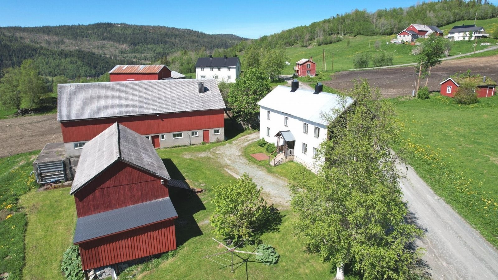Gårdstun Galleribilde