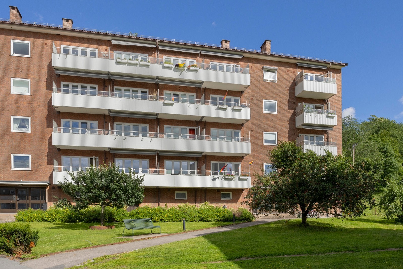 Mulighet for leie av p-plass ved ledighet (800/900kr). Galleribilde