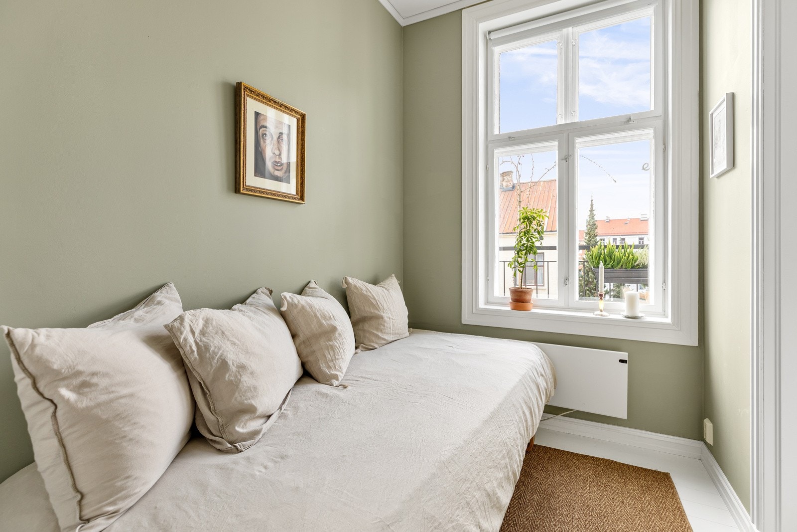 Rommet passer perfekt som barnerom, gjesterom eller kontor Galleribilde