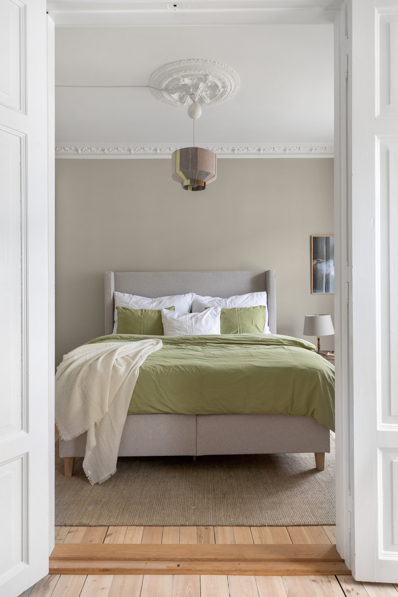 Leiligheten inneholder to soverom Galleribilde