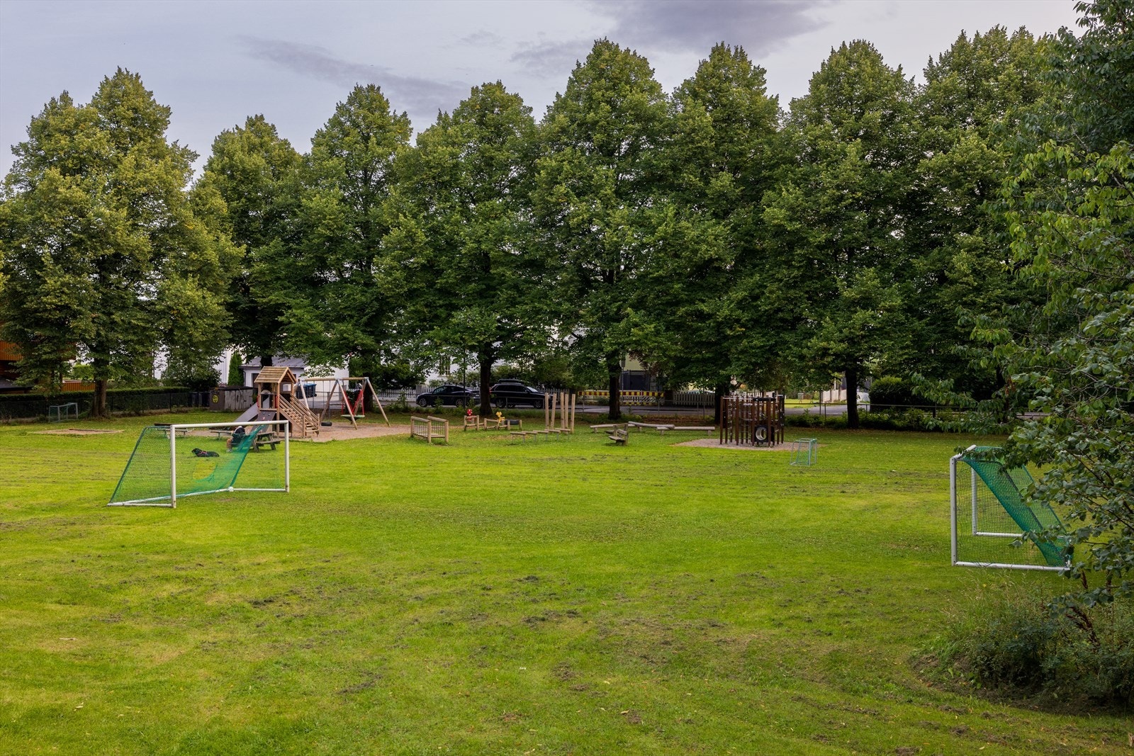 Flere lekeparker i nærområdet, her fra Blåsbortparken. Galleribilde