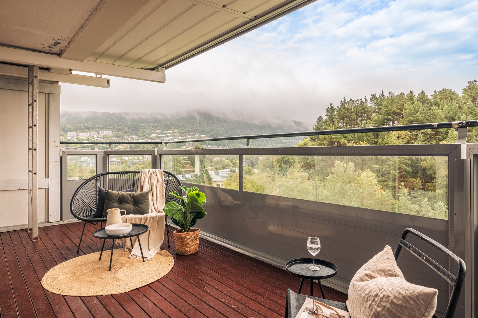 ASK Eiendomsmegling ved Marcus Ullebø har gleden av å presentere Løvåsbakken 11 Galleribilde