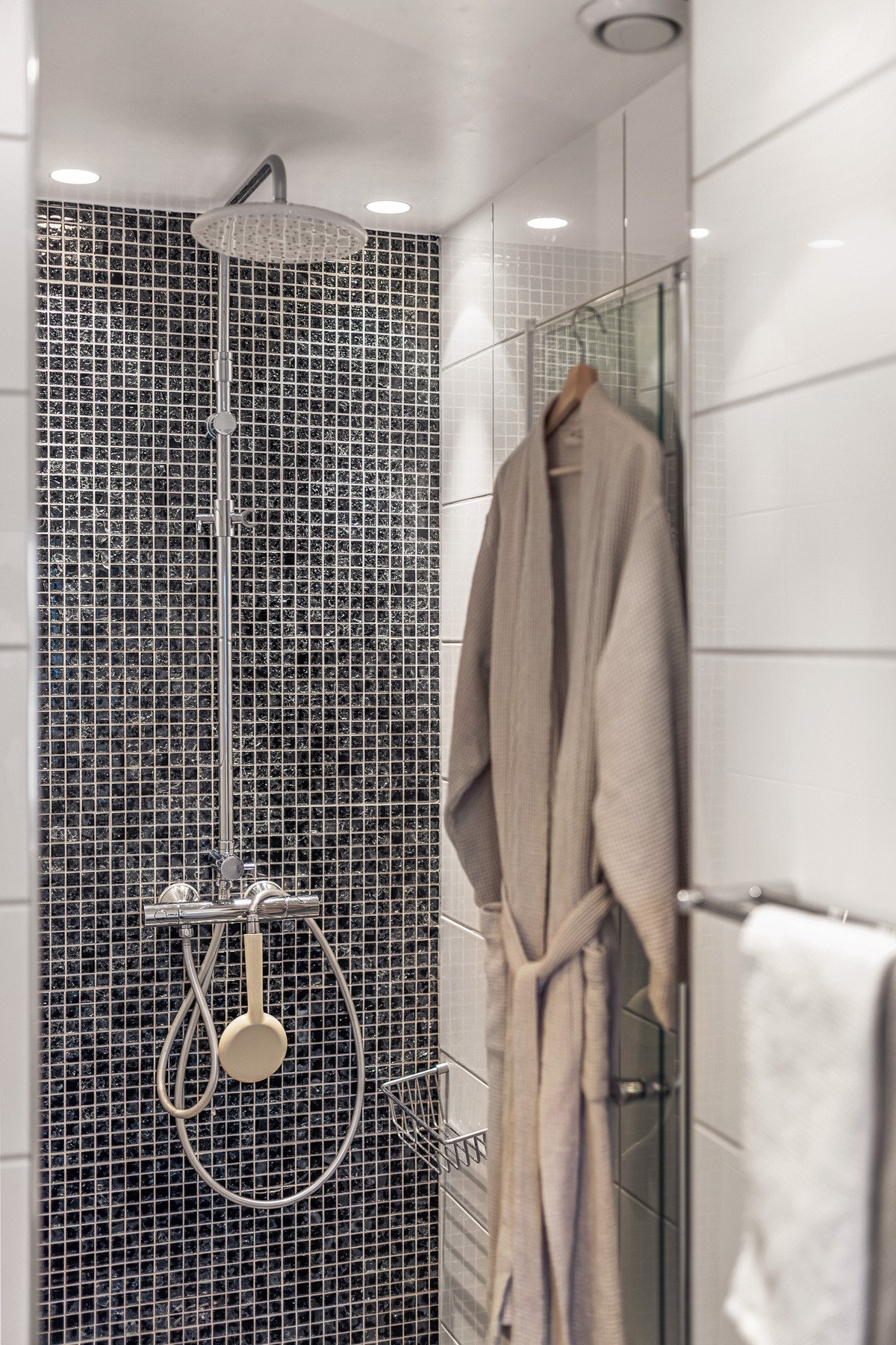 Pen regnfallsdusj gir litt ekstra luksus i hverdagen Galleribilde