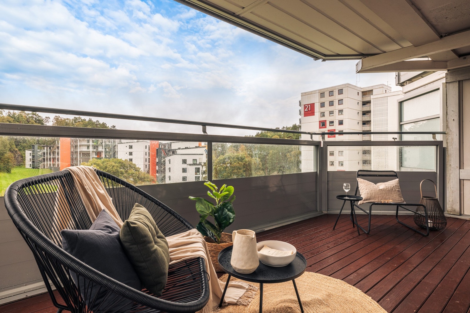 God plass til flere møbleringsløsninger samt gode solforhold Galleribilde