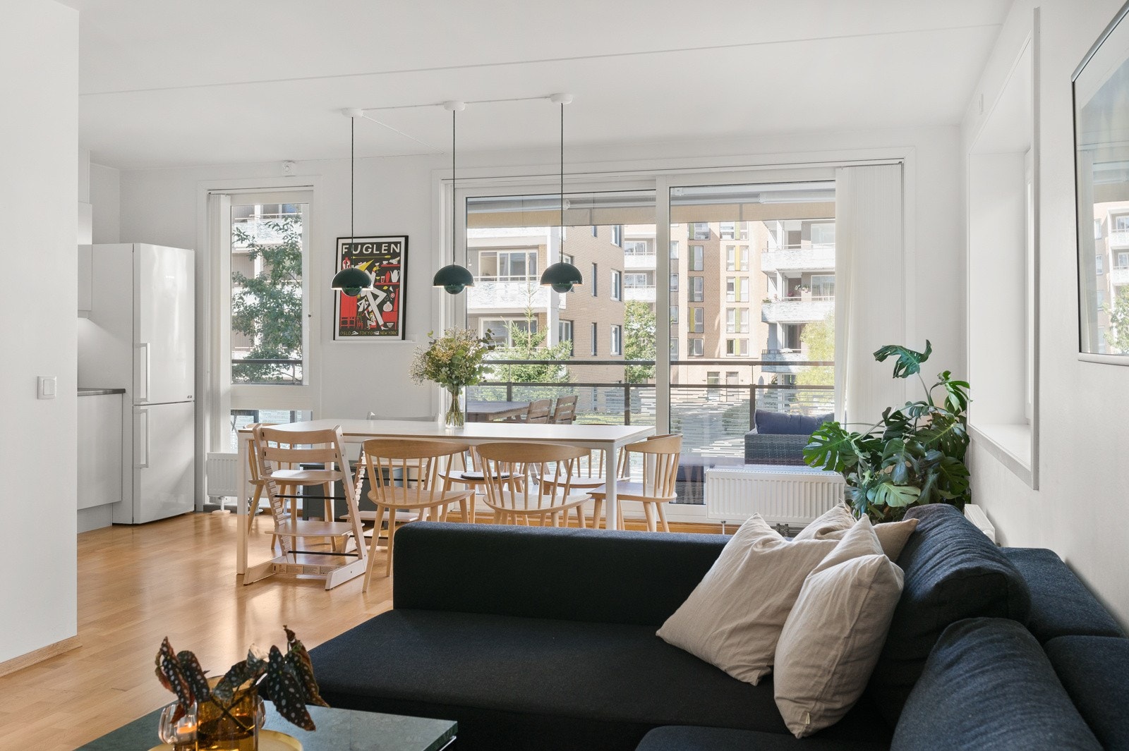 àkonto fyring og varmtvann inkludert i felleskostnadene. Galleribilde