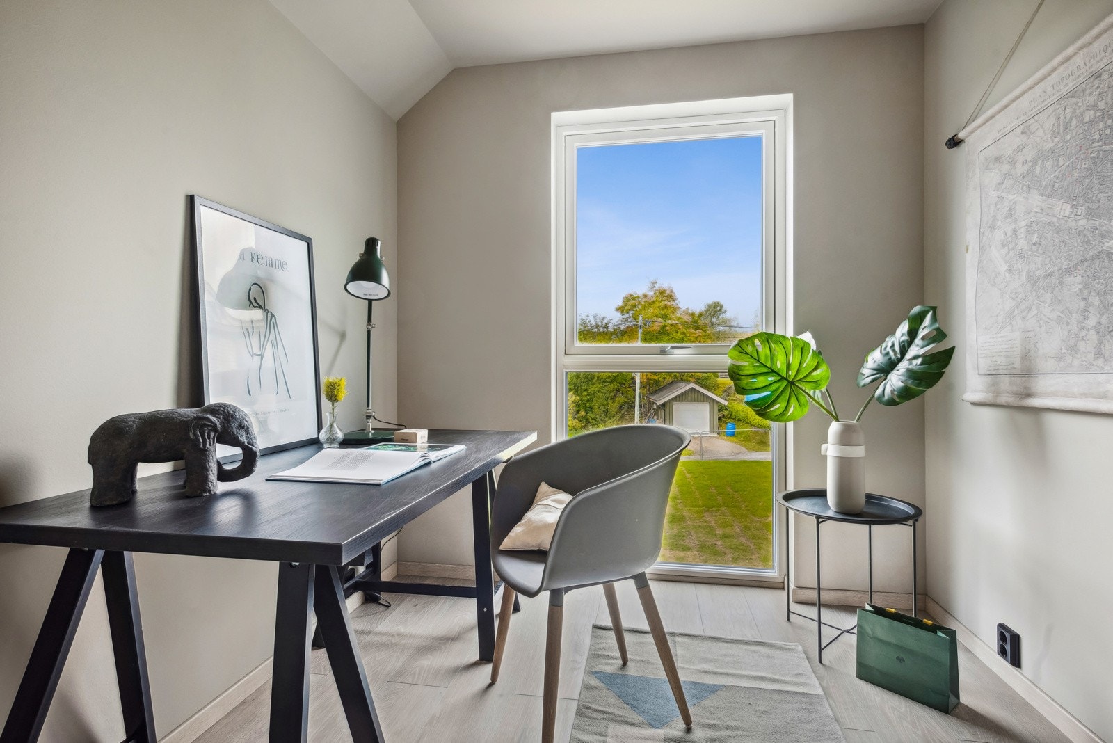 Perfekt for hjemmekontor! (Bildene vist i annonsen er fra Havreveien 13D, så fargene og planløsningen vil variere noe) Galleribilde