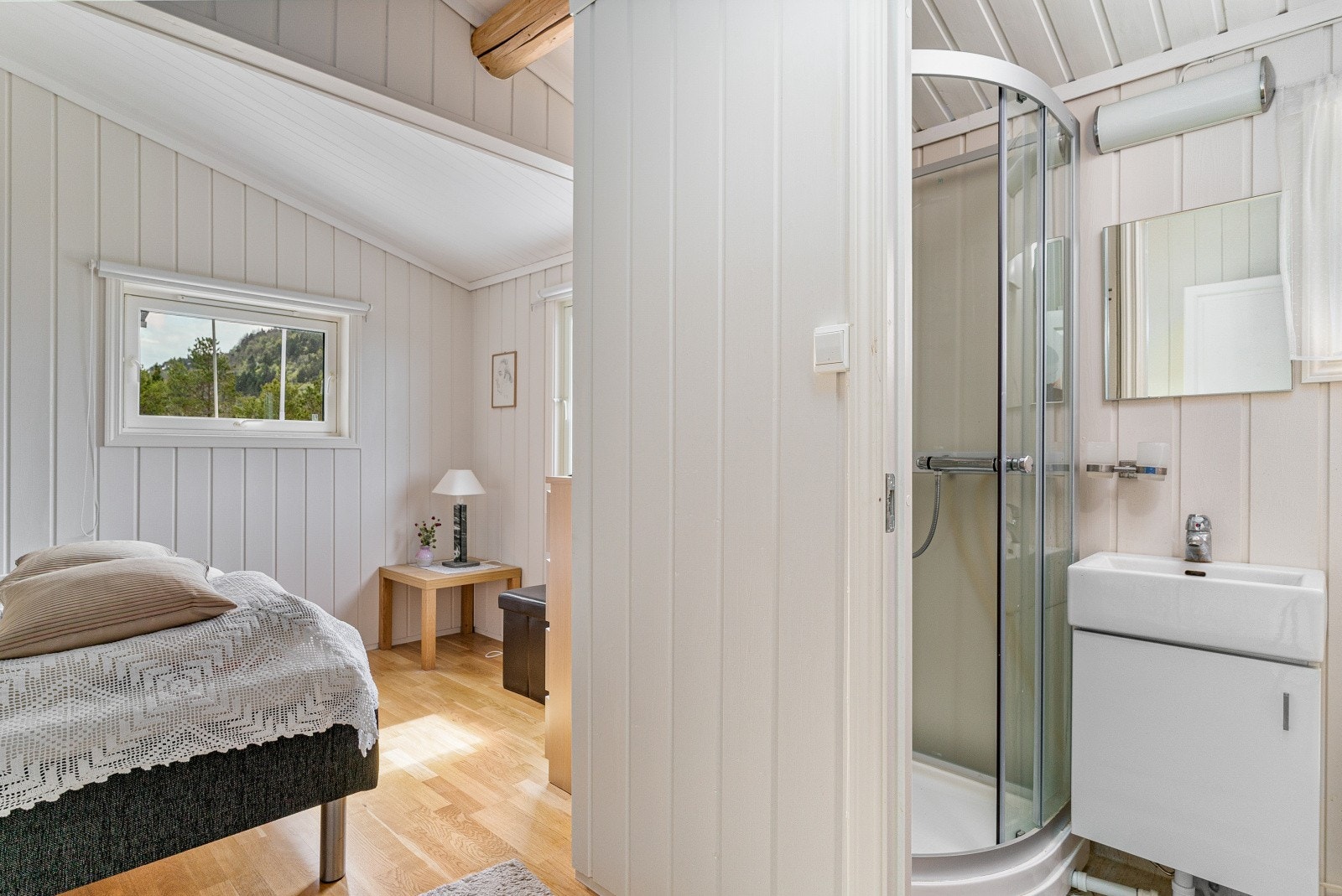 Begge bad har fått tilstandsgrad 1 av takstmann. Galleribilde