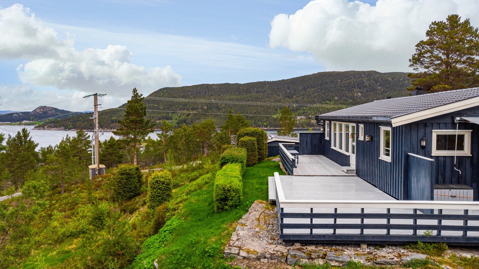 Hytta er oppført i 1980 og er meget godt vedlikeholdt. Galleribilde