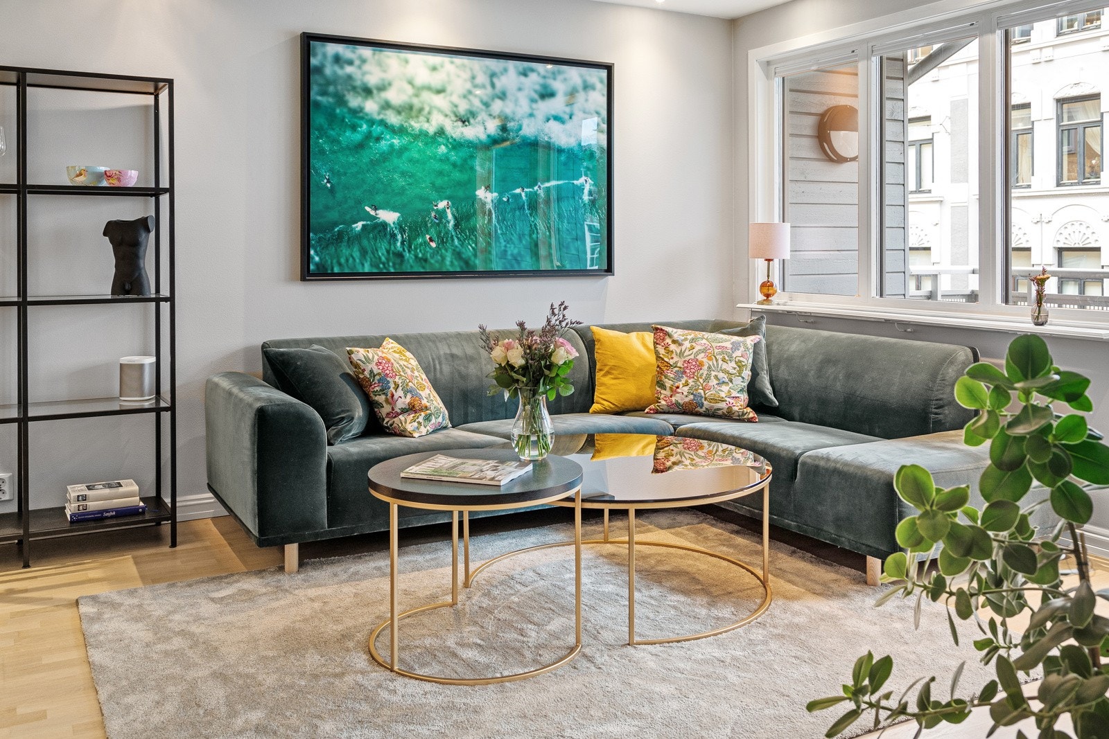 Her er det god plass til sofa og annet møblement Galleribilde