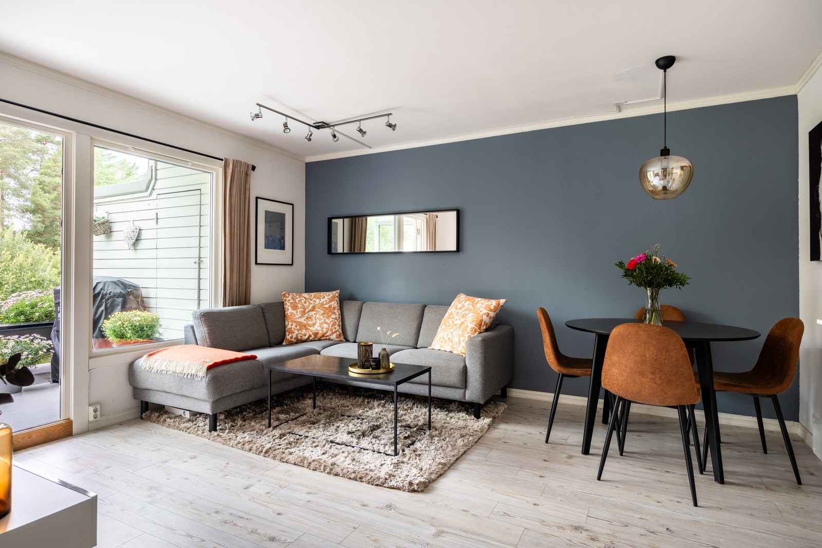 Velkommen inn til 43 lyse og romslige kvadratmeter Galleribilde