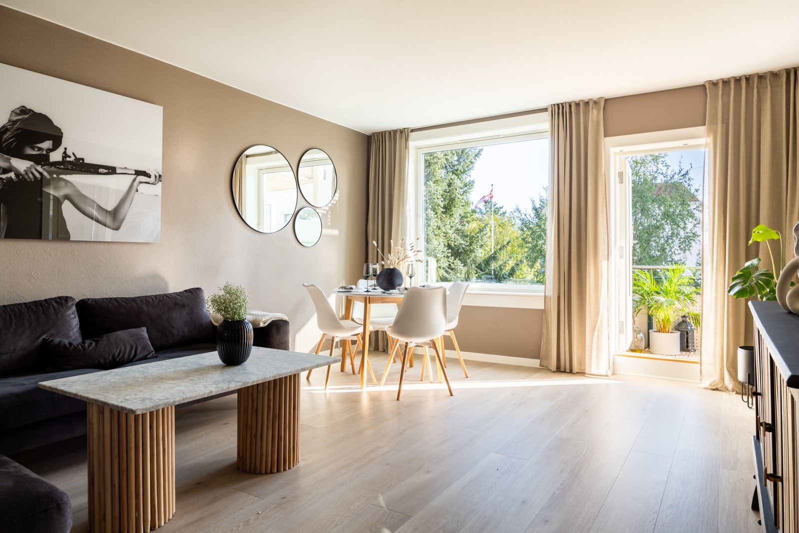 Gråsteinveien 9 presenteres av EIE eiendomsmegling ved Helene Antone Norstrøm. Galleribilde