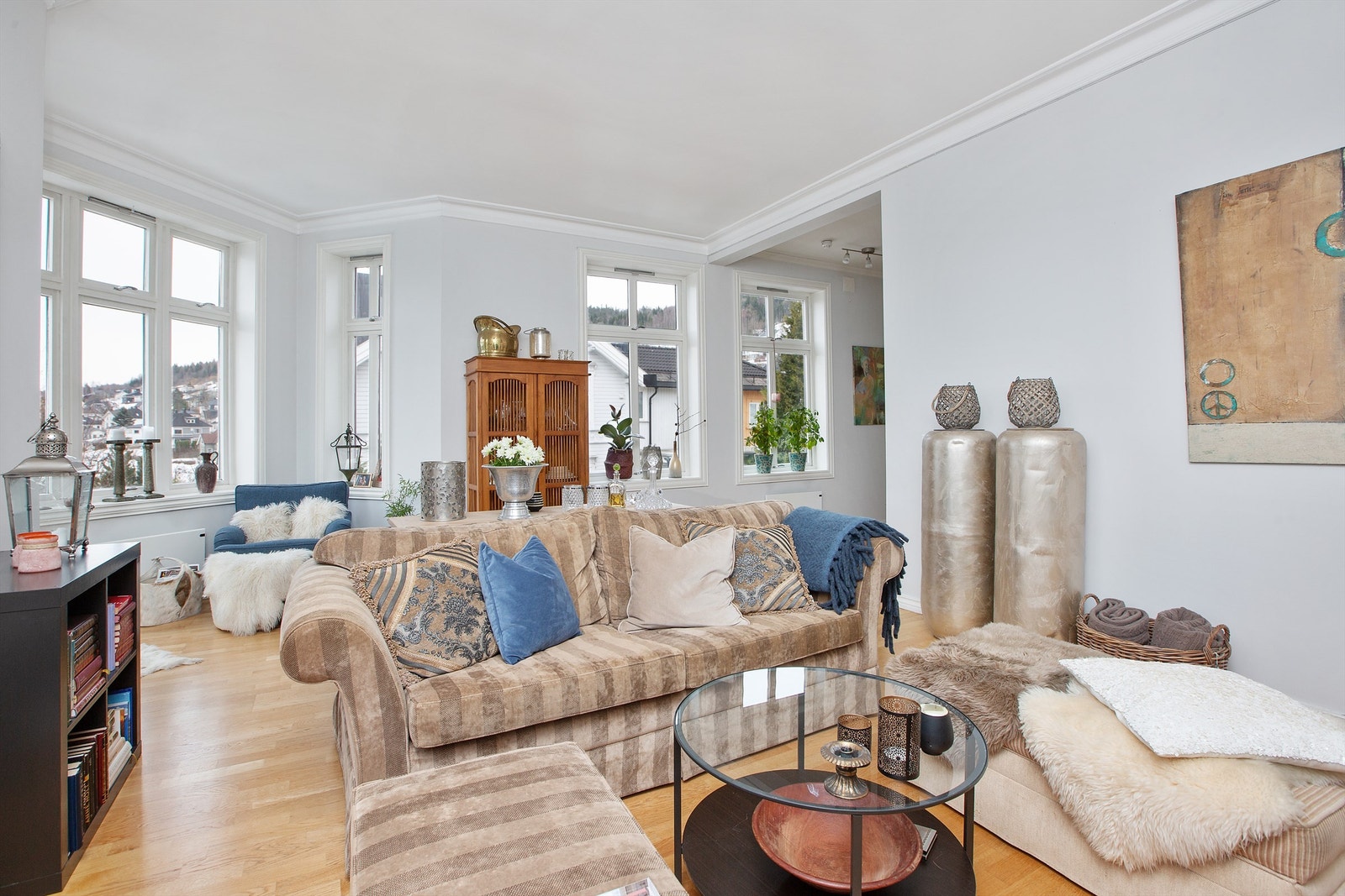 Uttak for tv-signaler i rommet Galleribilde