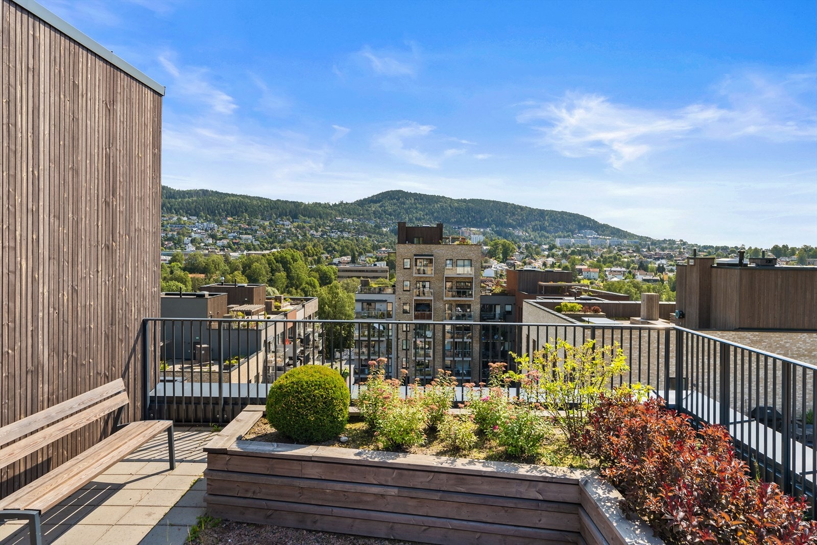 For større sosiale sammenkomster kan takterrassen benyttes. Galleribilde