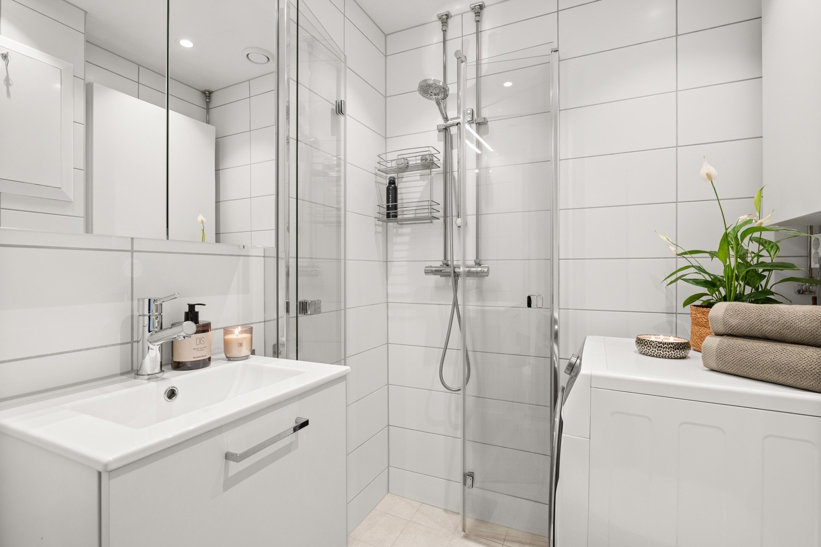 Baderommet ble oppgradert i regi av borettslaget i 2022. Galleribilde