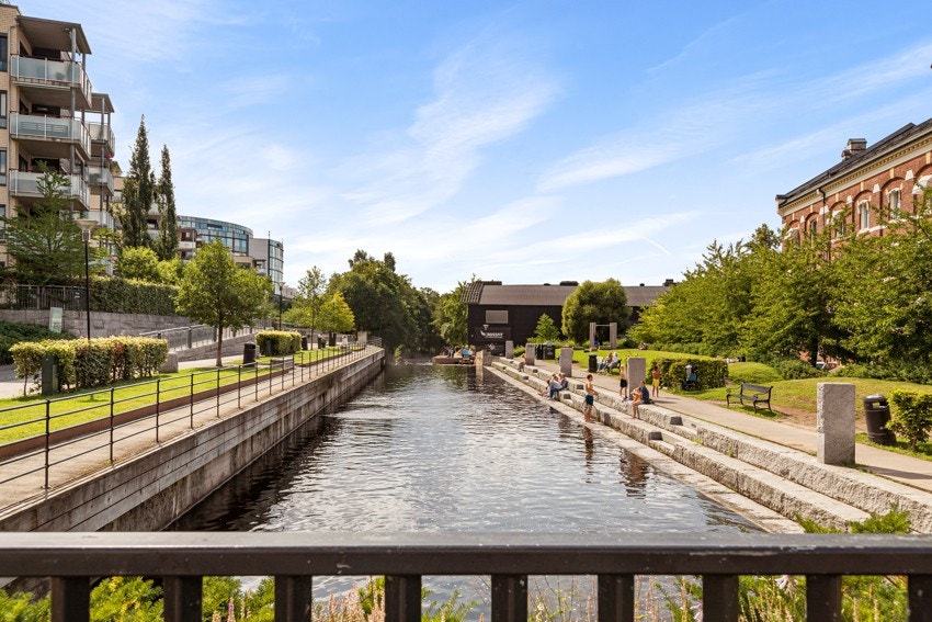 Bademulighet sommerstid i Nydalen. Galleribilde