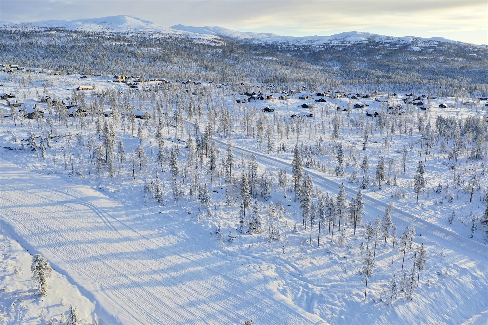 Slåtta Øst sett fra skibakken Galleribilde