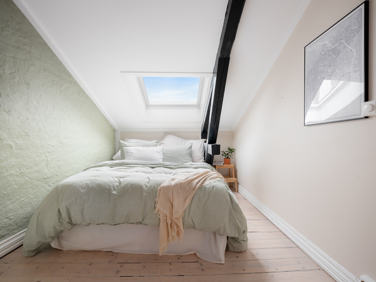 2-lags isolerglass Velux takvindu fra 2012. Galleribilde