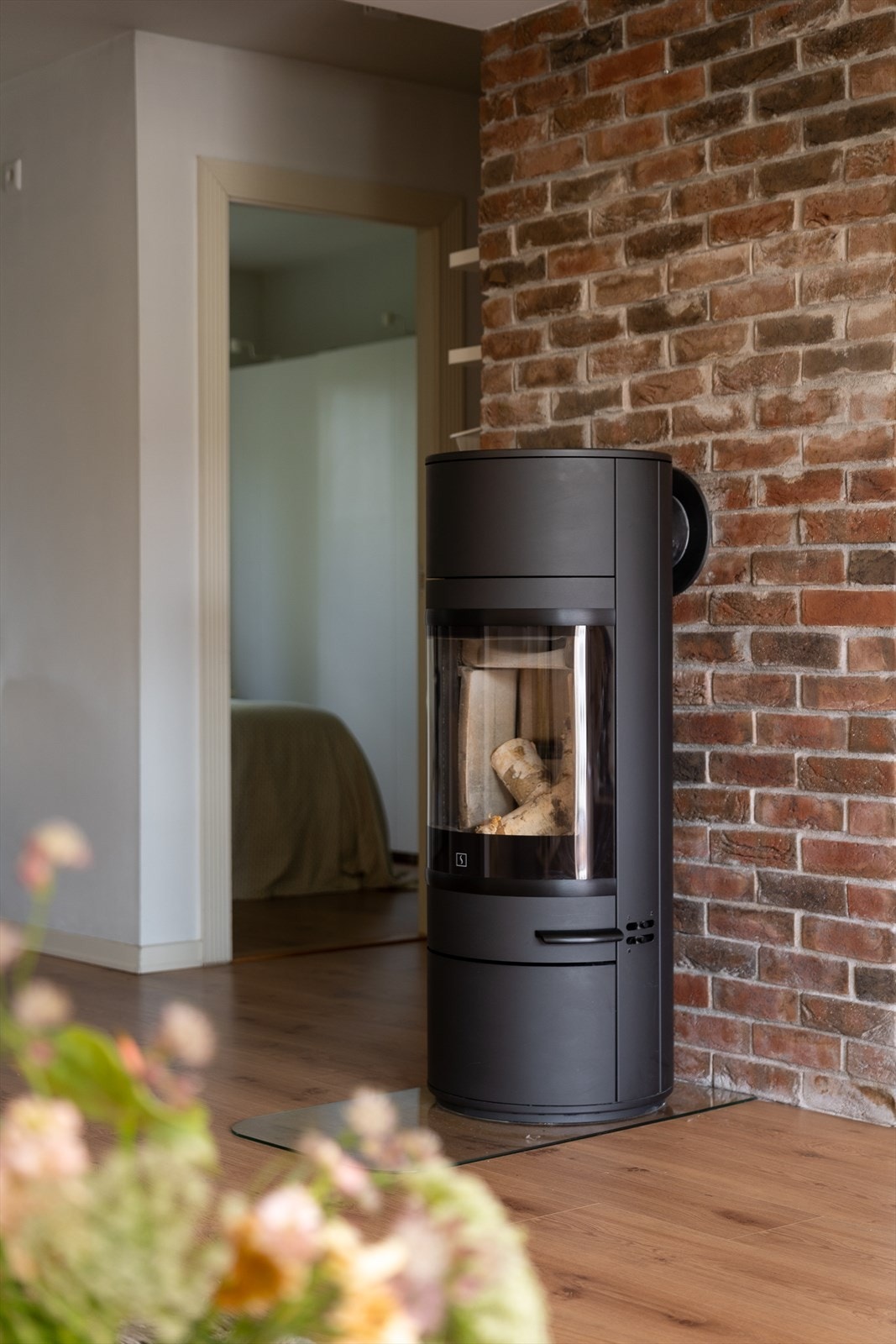 Teglsteinsveggen gir et stilfullt inntrykk. Galleribilde