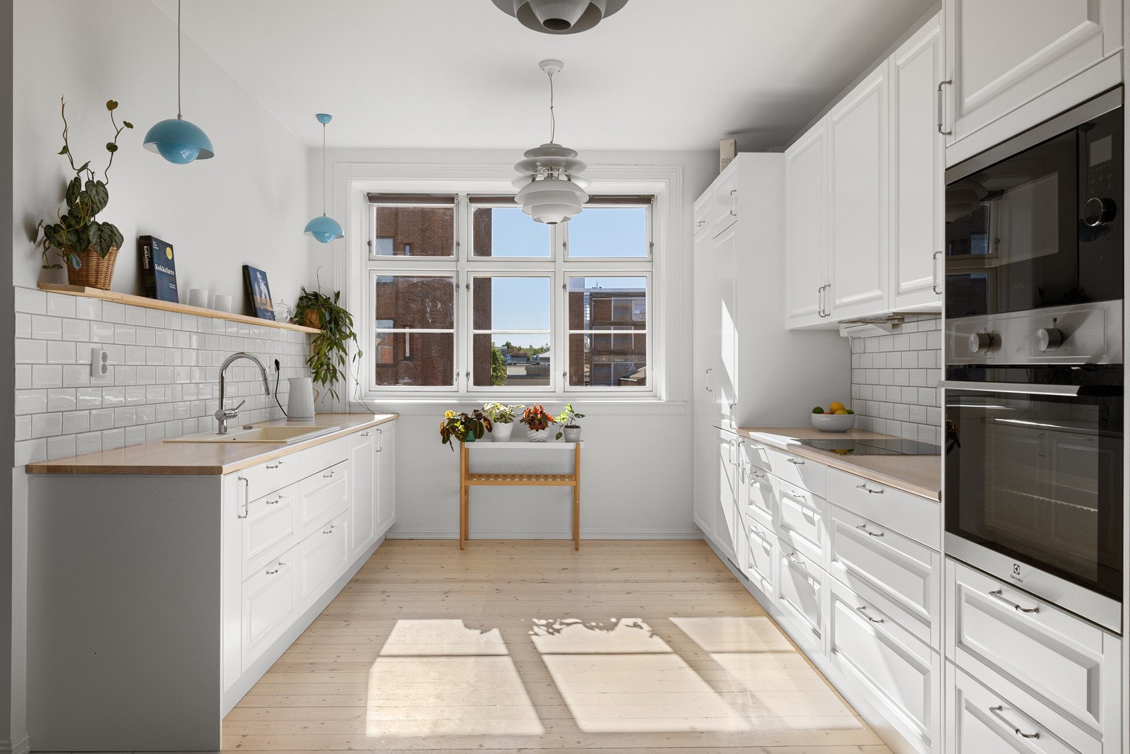 Stilrent og flott Epoq-kjøkken fra 2021. Galleribilde