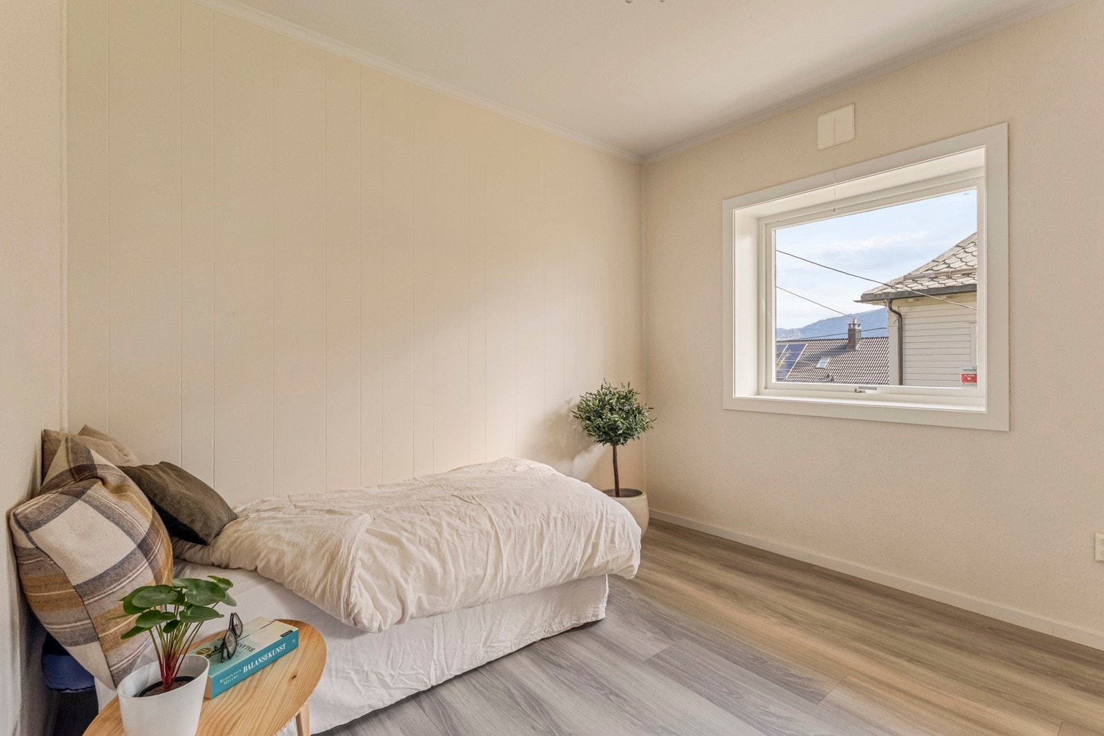 På soveormmet har du plass til både seng og annen ønsket innredning som garderobeskap ol. Galleribilde