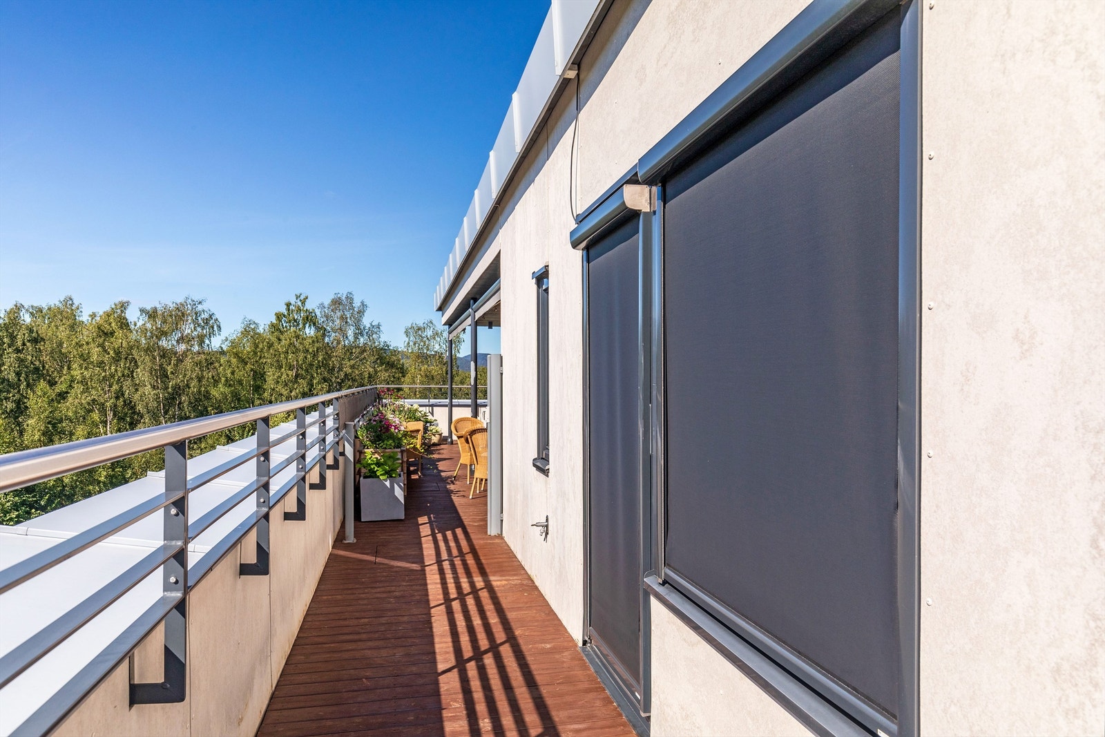 EL-screens monter på vinduer i soverom 1 og 2 i 2012 Galleribilde